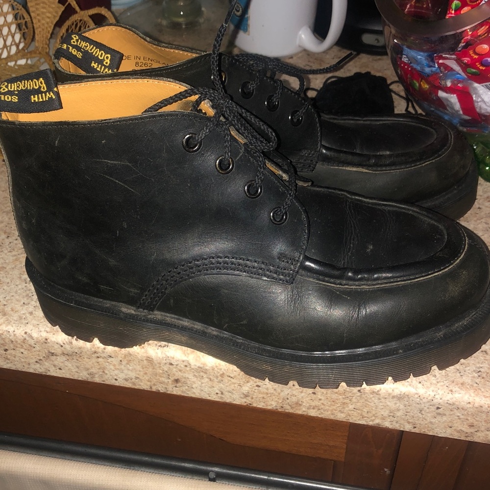 Dr. Martens Black Leather Men's Boots - Picture 4 of 4